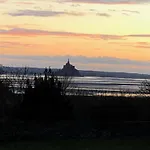 Villa Prieure Saint Leonard, Xieme Siecle, Baie Du Mont Saint Michel