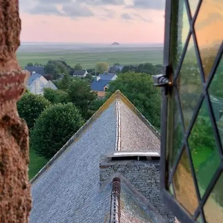 Prieure Saint Leonard, Xieme Siecle, Baie Du Mont Saint Michel
