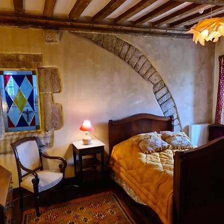 Villa Prieure Saint Leonard, Xieme Siecle, Baie Du Mont Saint Michel Vains
