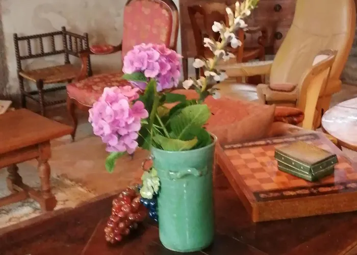 Prieure Saint Leonard, Xieme Siecle, Baie Du Mont Saint Michel Vains